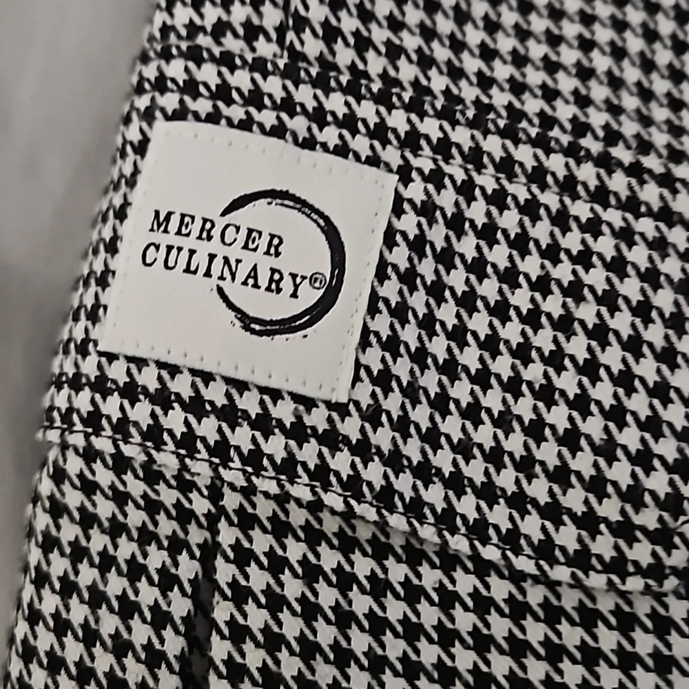 Medium‎ black/white Houndstooth print Mercer Culinary Pants